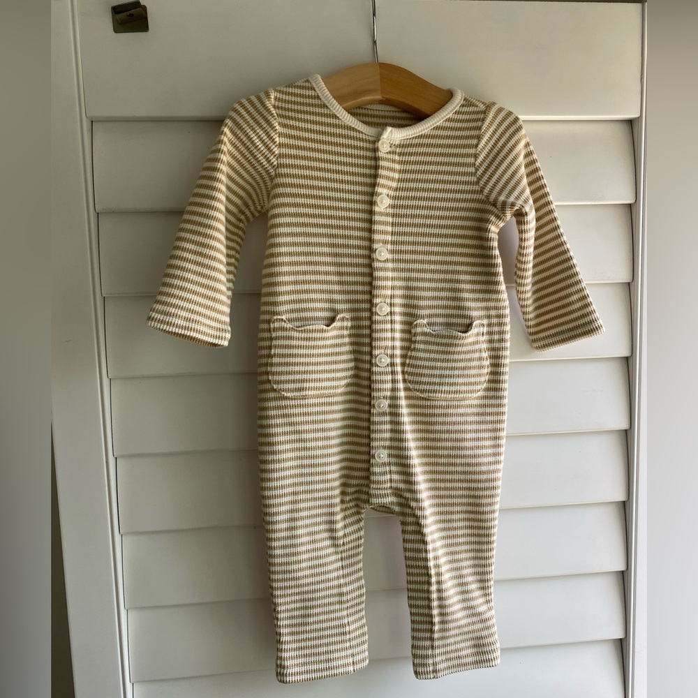 GAP Baby Softspun Bear Pocket One-Piece - Tan White Stripes 3-6 months NWOT